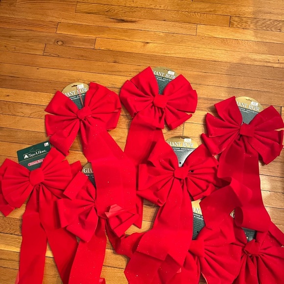 Vintage Other - Vintage Red Giant Glittery Velvet Bows (Set of 7)
